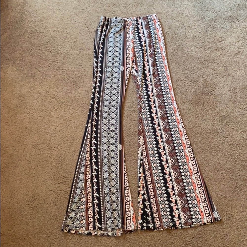 Love Tree stretchy flare material pants